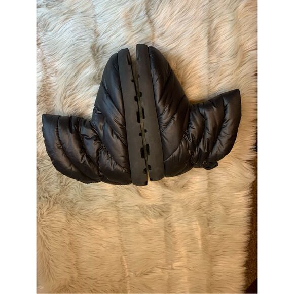 Piumestudio Luna Black Pillow Boot Womens 37/6.5 Ankle Bootie Vegan - Picture 8 of 10